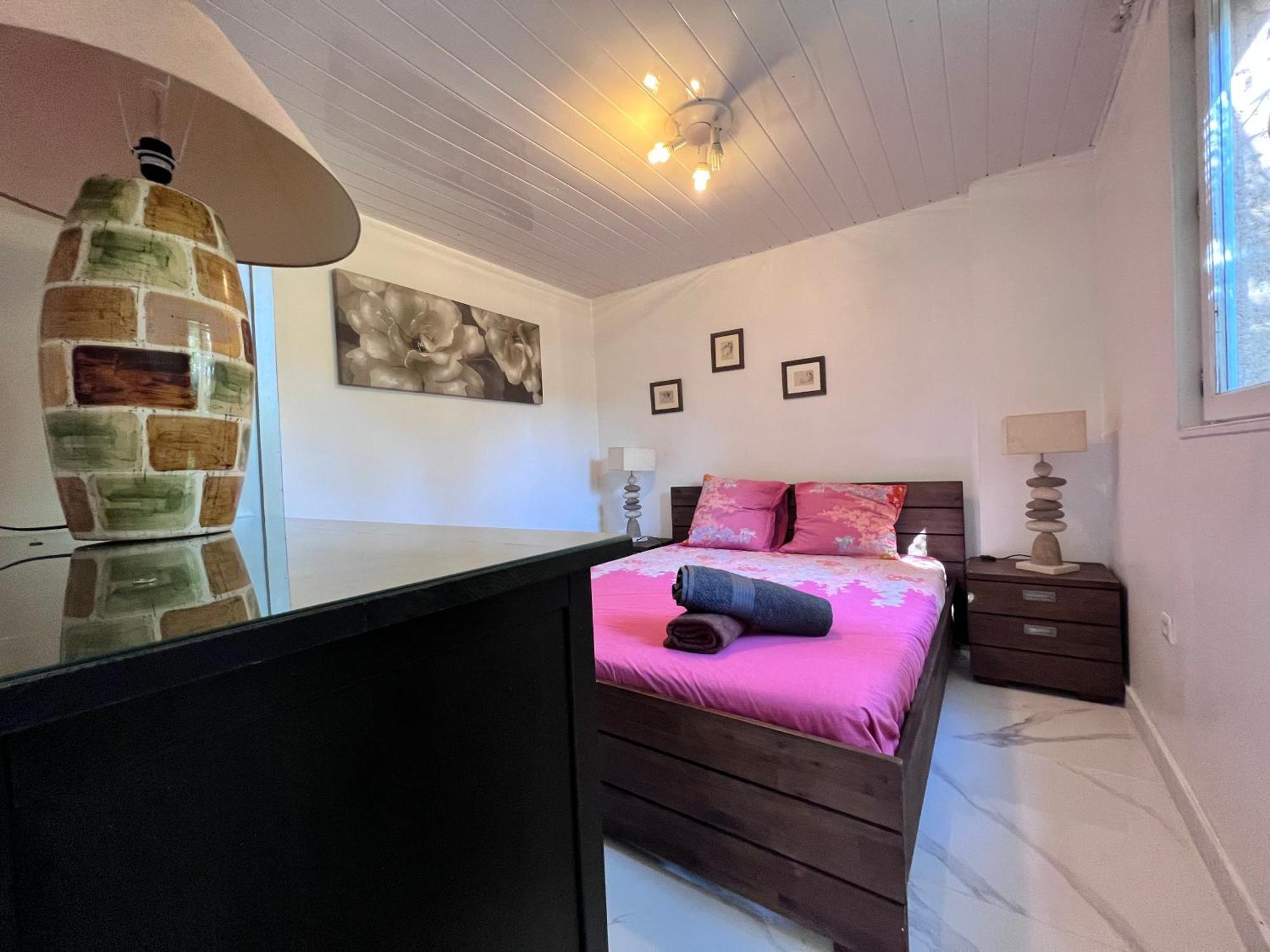 Bed and Breakfast L'Oasis-Лес-Иссамбр Экстерьер фото